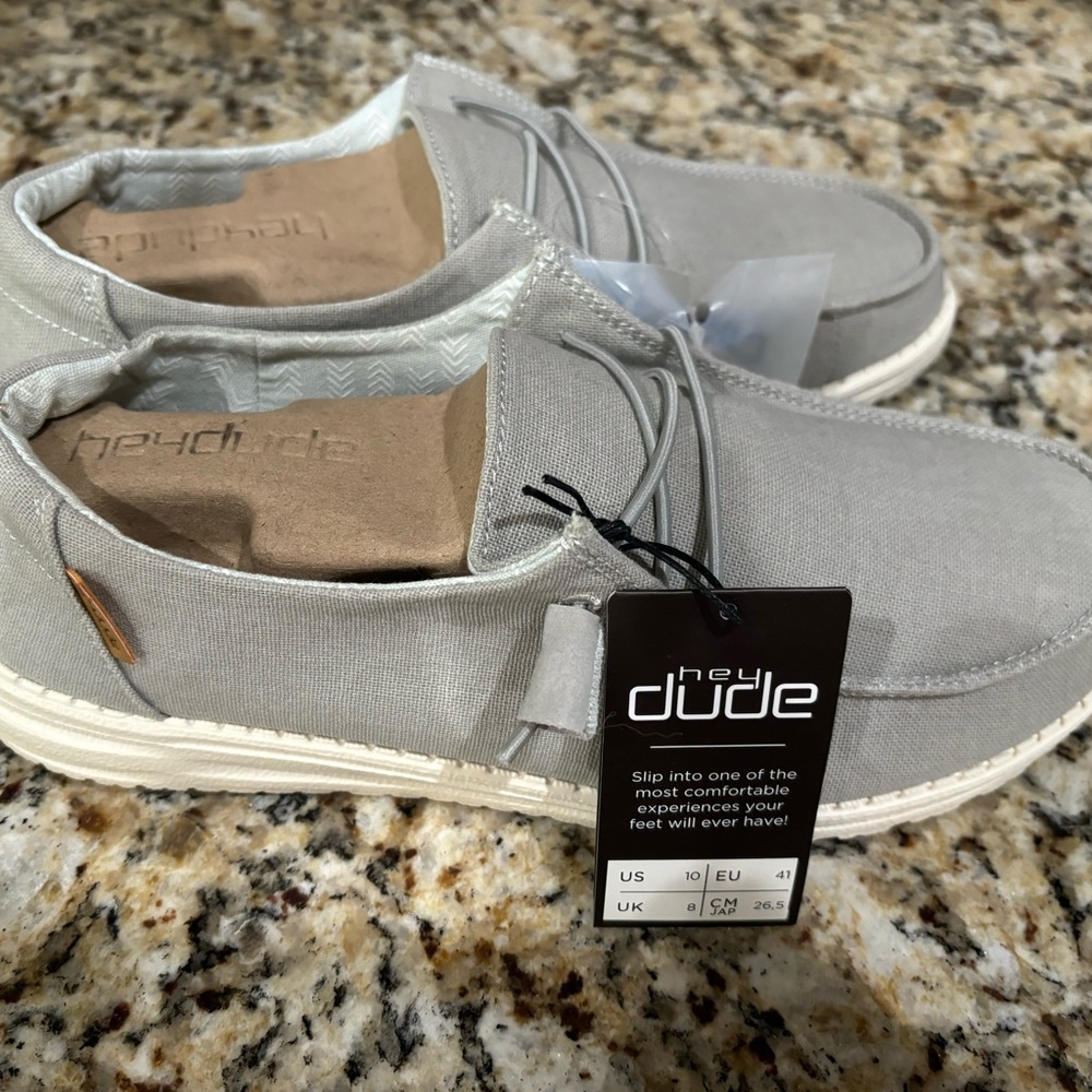 HeyDUDE NWT- Wendy Chambray Size 10